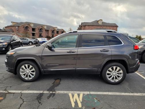 2018 Jeep Cherokee Overland