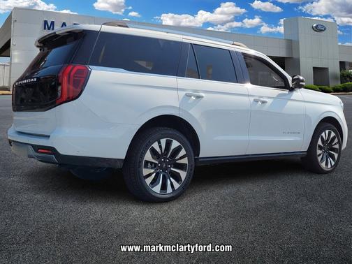 2025 Ford Expedition Platinum
