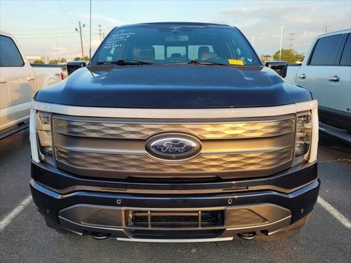 2023 Ford F-150 Lightning LARIAT
