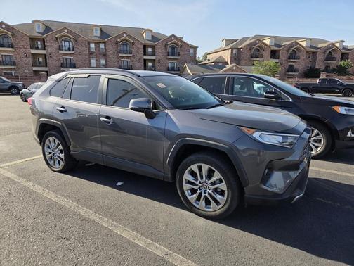 Magnetic Gray Metallic 2020 Toyota RAV4 Limited