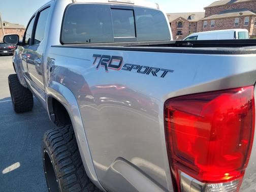 2017 Toyota Tacoma TRD Sport