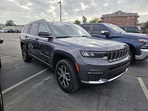 Baltic Gray Metallic Clearcoat 2024 Jeep Grand Cherokee L Limited