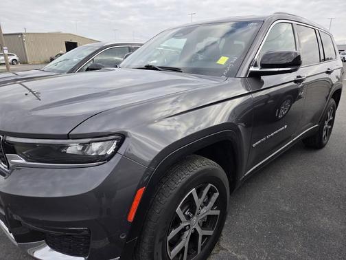 Baltic Gray Metallic Clearcoat 2024 Jeep Grand Cherokee L Limited