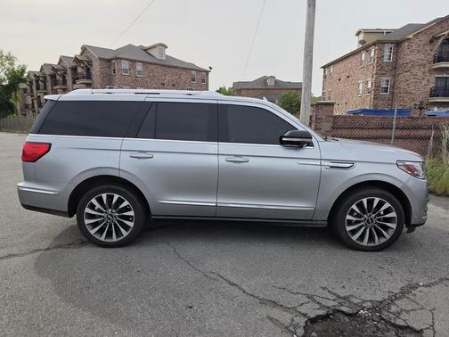 SILVER RADIANCE 2020 Lincoln Navigator Reserve