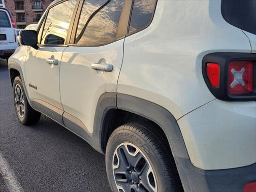 2017 Jeep Renegade Trailhawk
