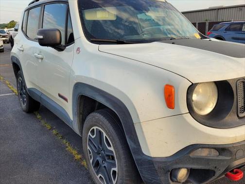 2017 Jeep Renegade Trailhawk