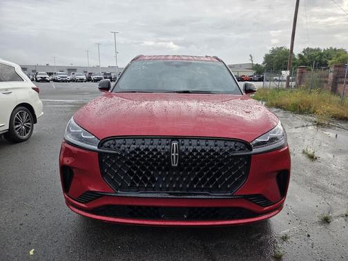 RED CARPET MET TC 2026 Lincoln Aviator Reserve AWD