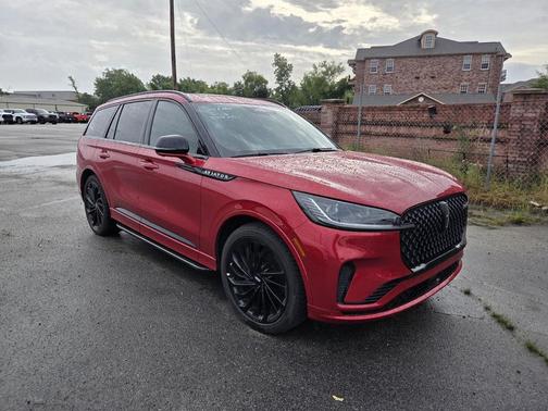 RED CARPET MET TC 2026 Lincoln Aviator Reserve AWD