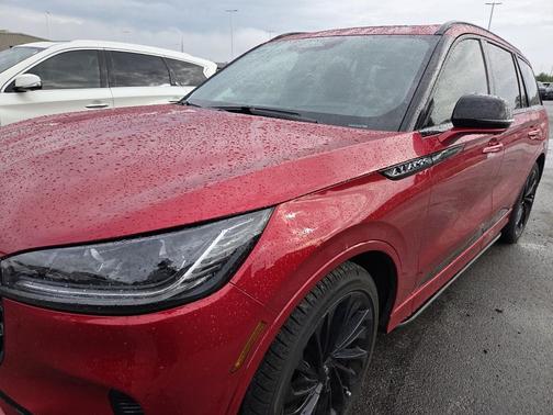 RED CARPET MET TC 2026 Lincoln Aviator Reserve AWD