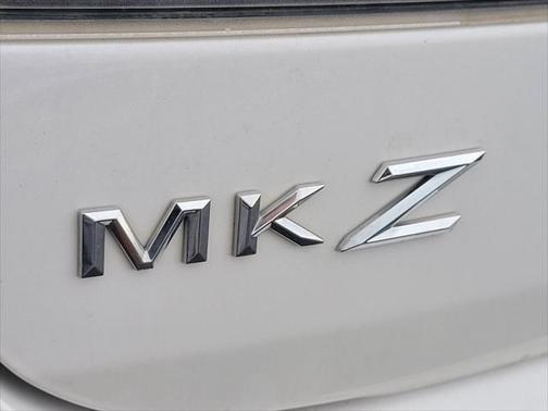 2016 Lincoln MKZ Base