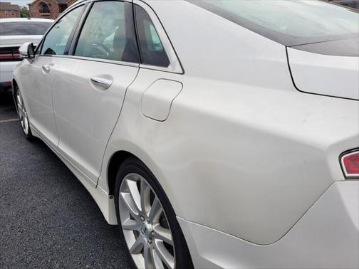 2016 Lincoln MKZ Base