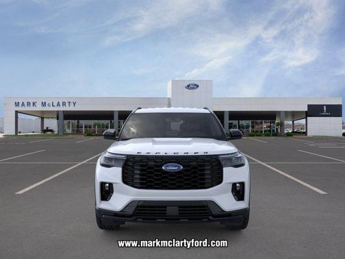 Space White Metallic 2026 Ford Explorer ST-Line