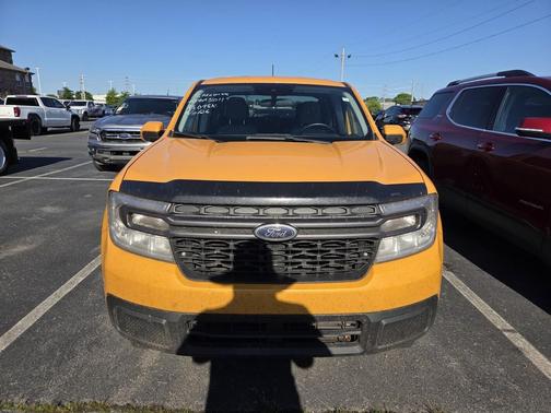 CYBER ORANGE METALLIC TC 2023 Ford Maverick XLT