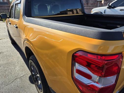 CYBER ORANGE METALLIC TC 2023 Ford Maverick XLT