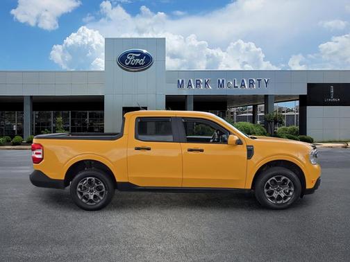CYBER ORANGE METALLIC TC 2023 Ford Maverick XLT