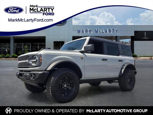 AVALANCHE GRAY 2026 Ford Bronco Badlands