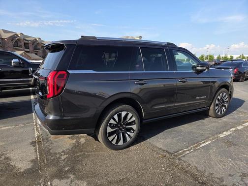 DARK MATTER GREY METALLIC 2025 Ford Expedition Platinum