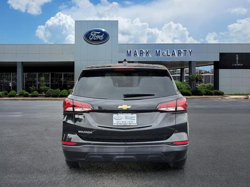 Mosaic Black Metallic 2024 Chevrolet Equinox LS