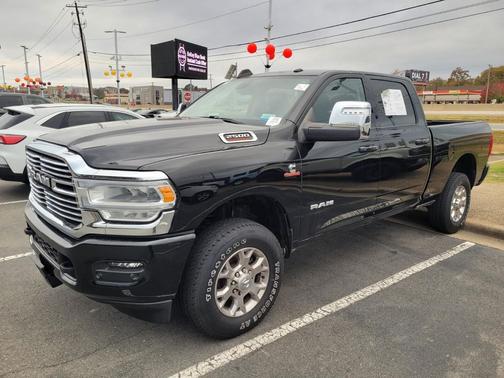 2024 RAM 2500 Laramie Crew Cab 4x4 6'4' Box