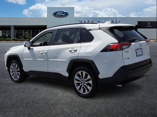 Super White 2020 Toyota RAV4 XLE Premium