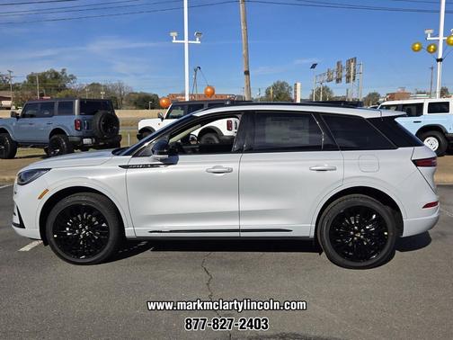 2026 Lincoln Corsair Premiere