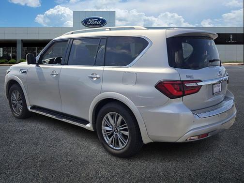 2018 INFINITI QX80 Base