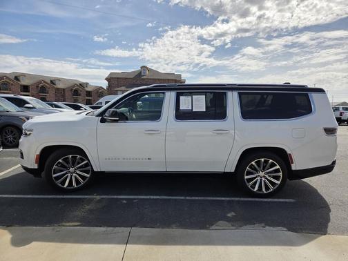 2023 Jeep Grand Wagoneer L Series II 4x4