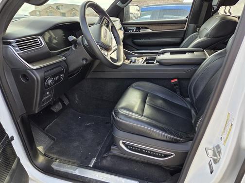 2023 Jeep Grand Wagoneer L Series II 4x4