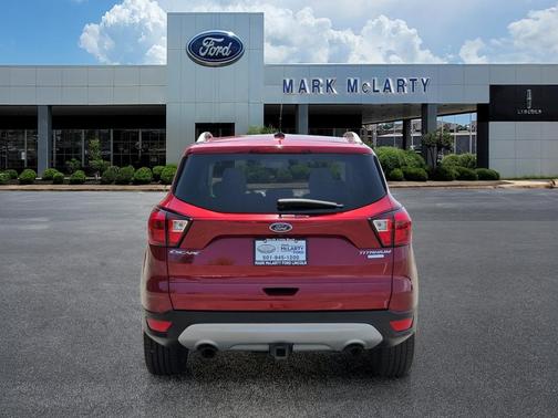 RUBY RED METALLIC TINTED CC 2019 Ford Escape Titanium