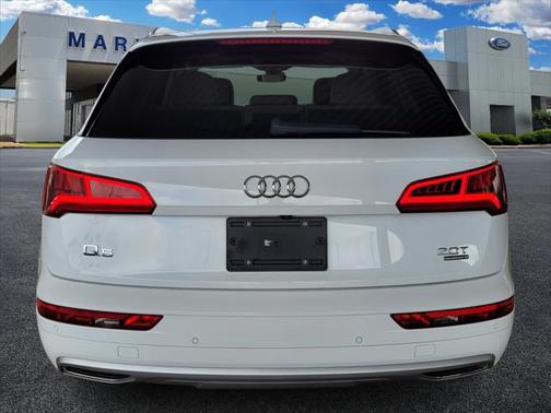 2018 Audi Q5 2.0T Premium Plus
