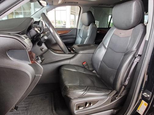 2015 Cadillac Escalade Luxury