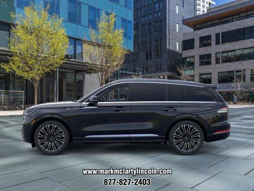 Infinite Black Metallic Clearcoat 2026 Lincoln Aviator Black Label AWD