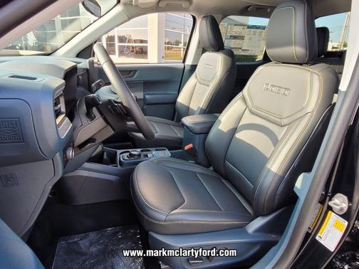2025 Ford Maverick Lobo Standard