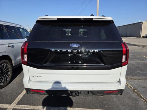 SPACE SILVER METALLIC 2025 Ford Expedition Active