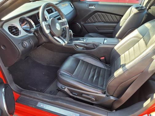 2014 Ford Mustang V6 Premium