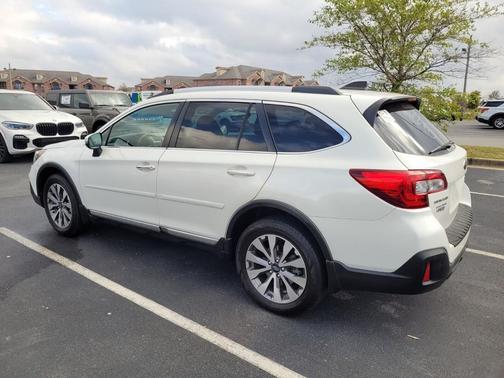 2018 Subaru Outback 2.5i Touring