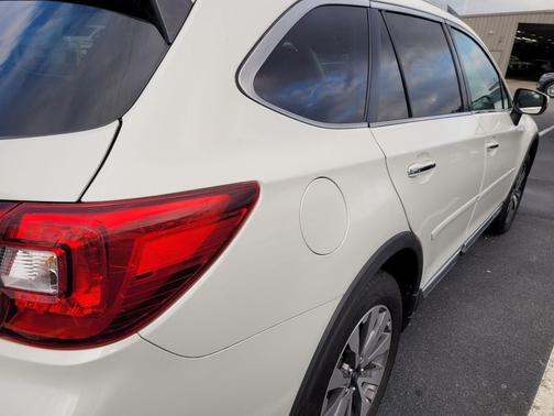 2018 Subaru Outback 2.5i Touring