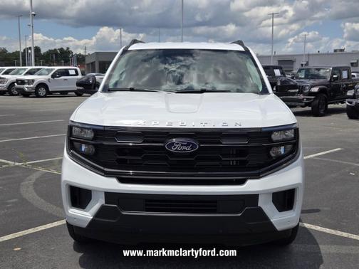 OXFORD WHITE 2026 Ford Expedition Active