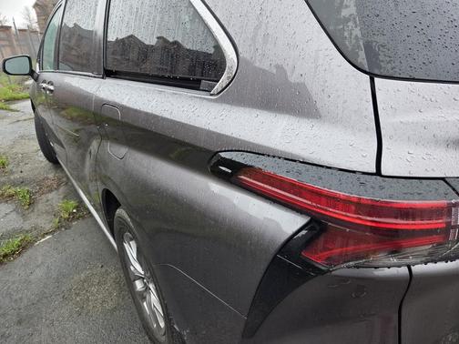 2021 Toyota Sienna LE