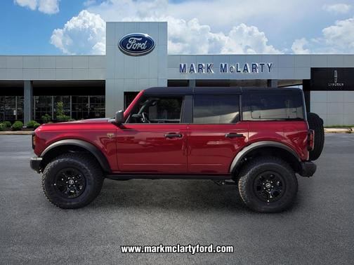 RUBY RED MET TNTD CLEARCOAT 2026 Ford Bronco Badlands