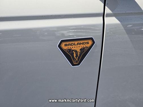 DESERT SAND 2026 Ford Bronco Badlands