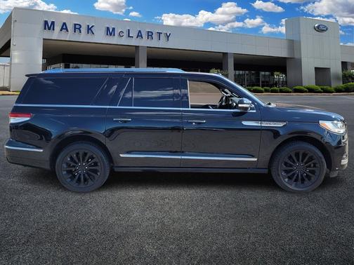 2022 Lincoln Navigator Reserve
