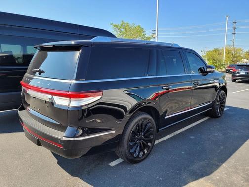 2022 Lincoln Navigator Reserve