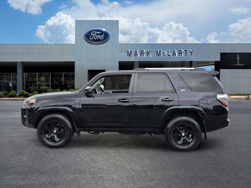 Midnight Black Metallic 2021 Toyota 4Runner SR5