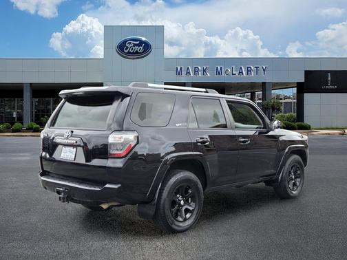Midnight Black Metallic 2021 Toyota 4Runner SR5