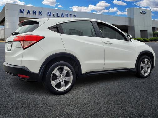 2017 Honda HR-V LX