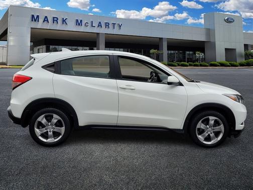 2017 Honda HR-V LX