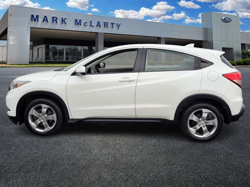 2017 Honda HR-V LX
