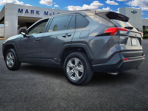 2024 Toyota RAV4 Hybrid LE