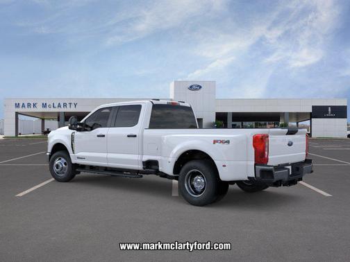 Oxford White 2026 Ford F-350 XLT